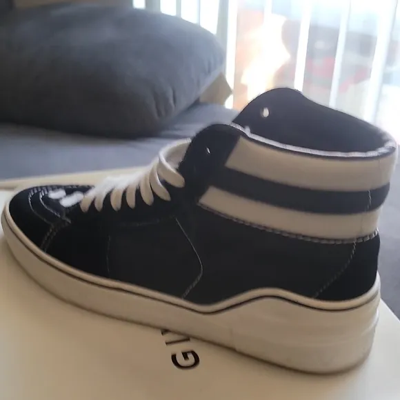Givenchy Black and White Classic Sneakers