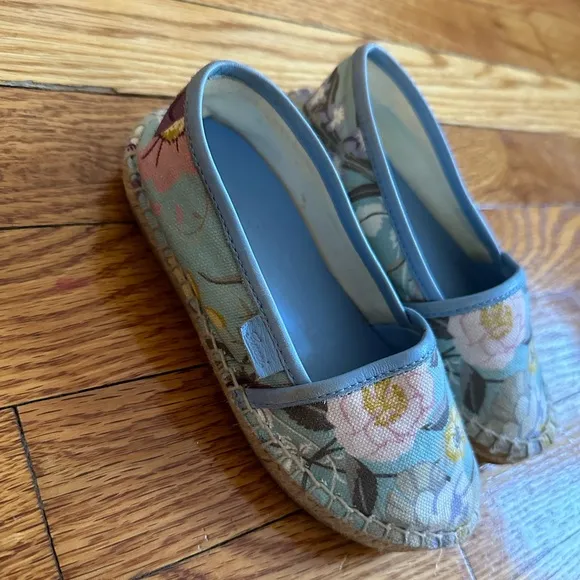 Gorgeous Gucci Girls espadrilles slip on shoes child cotton😍