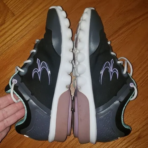 Gravity Defyer Sneakers