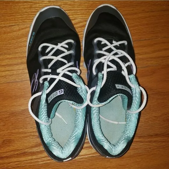 Gravity Defyer Sneakers