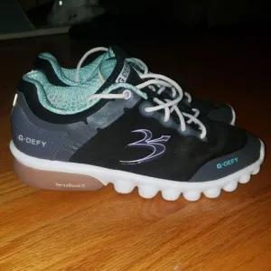 Gravity Defyer Sneakers