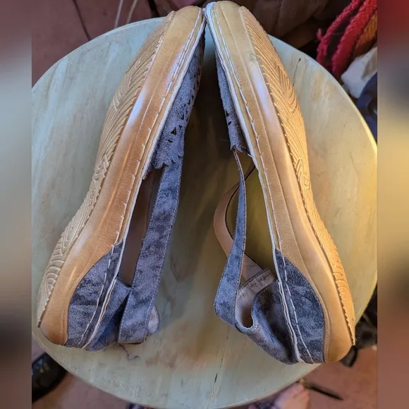 Gray suede flat shoes size UK 43, size 11 US,  cut out design open sides back
