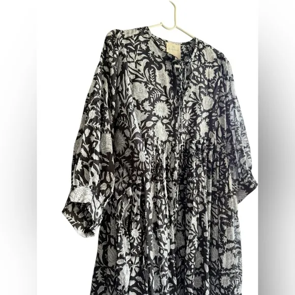 GUADALUPE TUCKERNUCK 100% Cotton Black and White Floral Women's Dress Size L