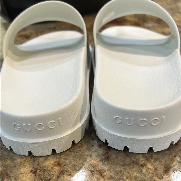 GUCCI 400$ Men's Web Slide Sandal - White Rubber White Slides with Red and Green