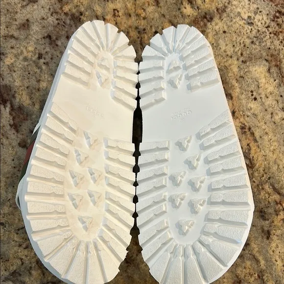 GUCCI 400$ Men's Web Slide Sandal - White Rubber White Slides with Red and Green