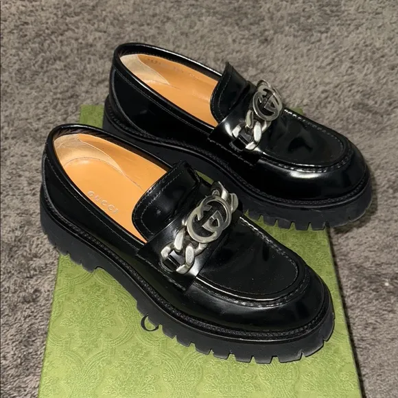 Gucci Green Women’s leather loafers