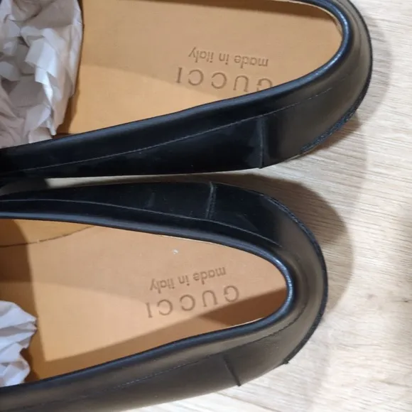 Gucci Mens Black Leather Silver Horsebit Loafers