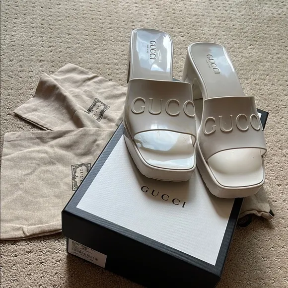 Gucci White  Rubber Sandals Minimalist Design