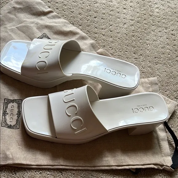 Gucci White  Rubber Sandals Minimalist Design