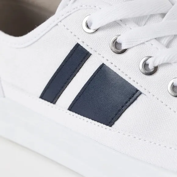 H&amp;M White and Black Sneakers with Minimalist Design