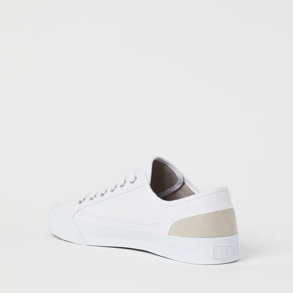 H&amp;M White and Black Sneakers with Minimalist Design