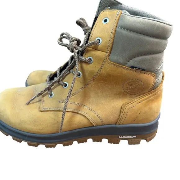 Hanwag Men's Leather Hiking Boots Size 9.5 US Michelin Sole Padded Collar.