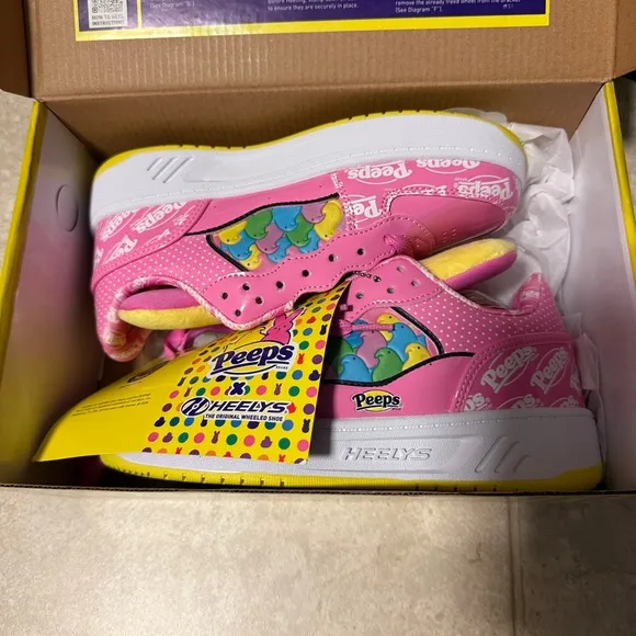 HeelysRezerve Low Peeps kids sneakers youth 4 brand new in box