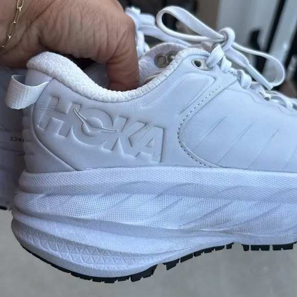 Hoka Bondi SR Sneakers Size 7