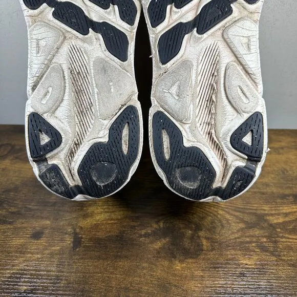Hoka‎ Clifton 9 Black White 1127895 BWHT Shoes Sneakers Men's Size 11.5 D