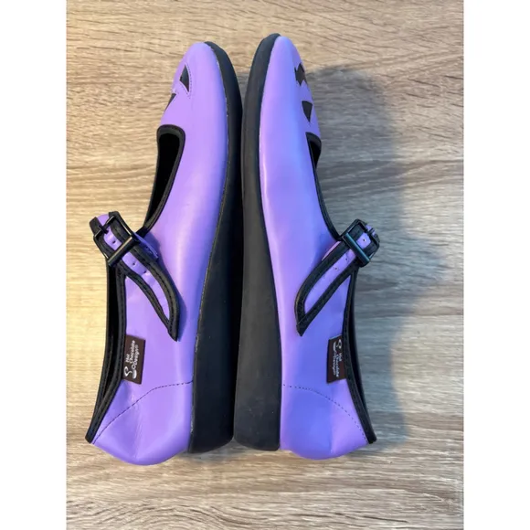 Hot Chocolate Design Chocolaticas: Halloween Flats: Purple Women's Size 39 8.5