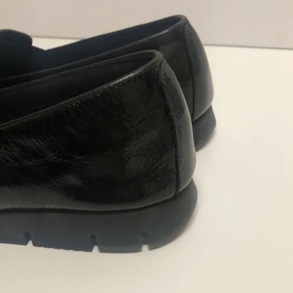 Hotter black patent leather loafers!!