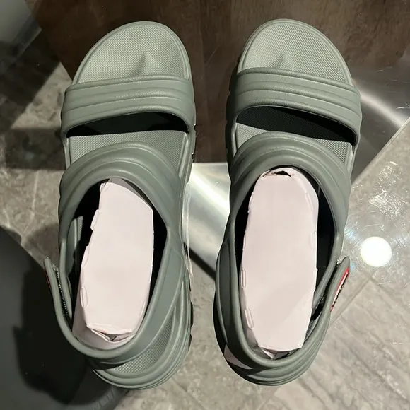 HUNTER Bloom Algae Foam Sandals in Sweet Gale Green, Size 11 New in Box