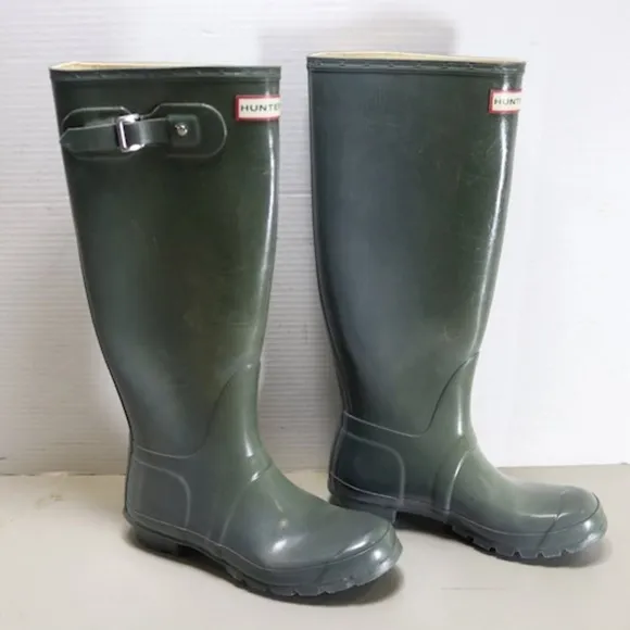 Hunter Women's Green Rain Boots Size 8