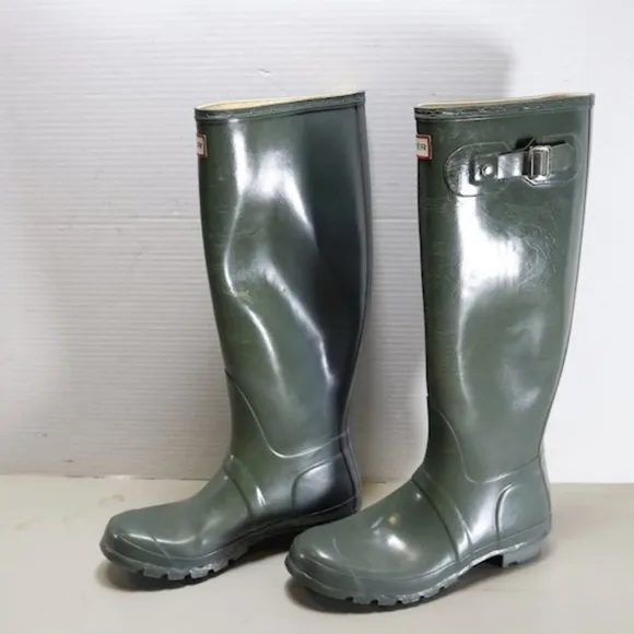 Hunter Women's Green Rain Boots Size 8