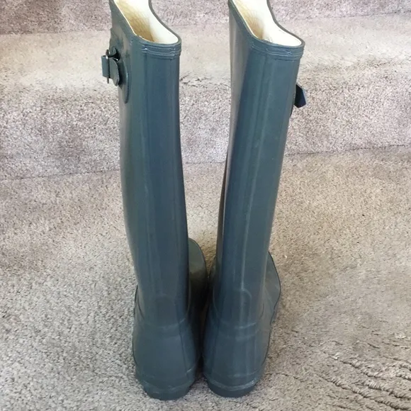 Hunter Women's Green Rain Boots Size 8
