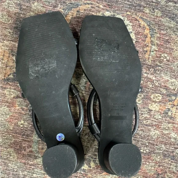 Intentionally Blank Kamill Heel Black Leather 10
