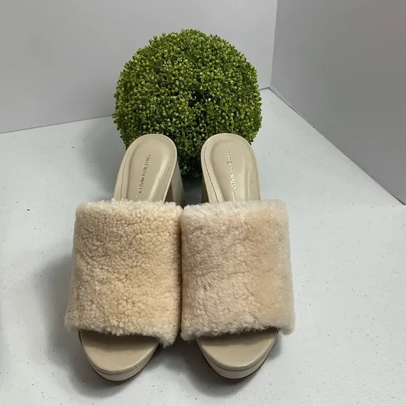 INTENTIONALLY BLANK Women’s Tian Faux Shearling Slide Sandal Cream-SZ 8.5-9
