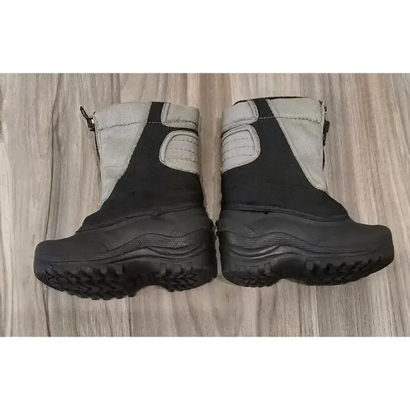 ITASCA Snow Stomper Youth Snow Boots - Size 7 - Perfect for Winter Adventures!