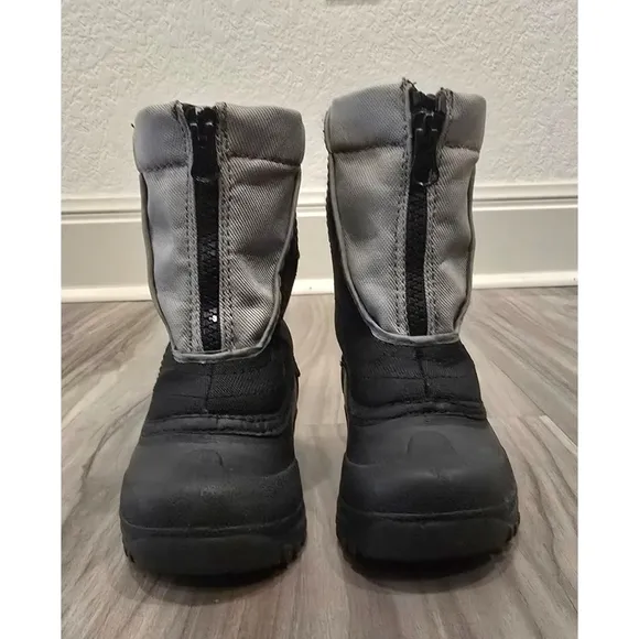 ITASCA Snow Stomper Youth Snow Boots - Size 7 - Perfect for Winter Adventures!