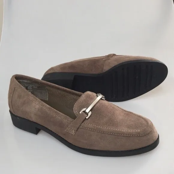 Jaclyn Smith Horsebit Ornament Suede Loafers