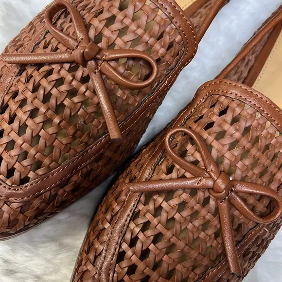 JCREW Woven Bow Loafer Flat Women 7.5 Vegan Leather Preppy Career Classic Cognac