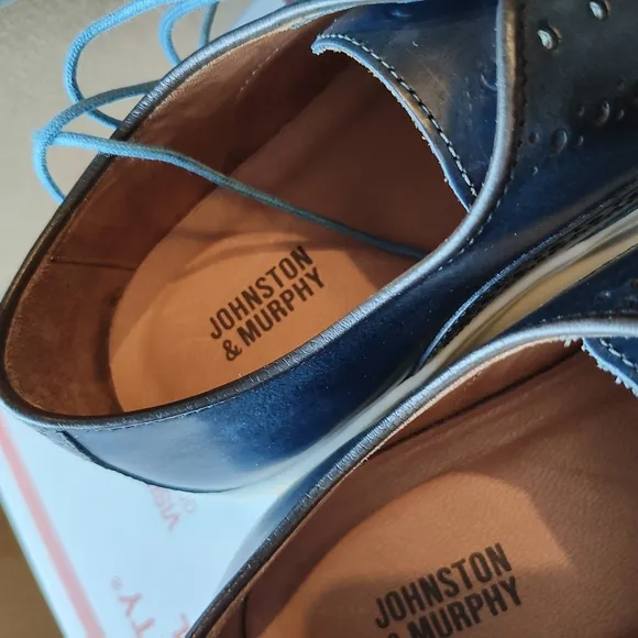 Johnston &amp; Murphy Blue Leather Sneakers with Brogue Detailing