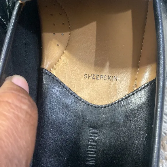 Johnston and Murphy sheepskin Men's Black Leather Loafers sz 12M great condition