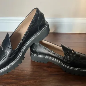 Jon Josef-black leather loafers-NWOT size 9