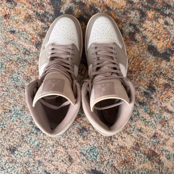 Jordan 1 “Linen” Men’s 13