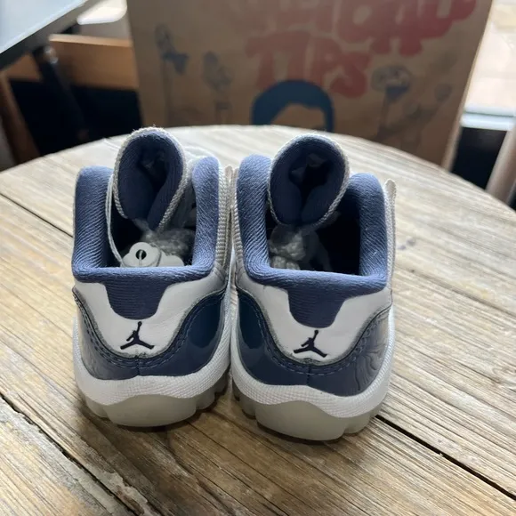 Jordan 11 Retro Low Diffused Blue (TD) 6C