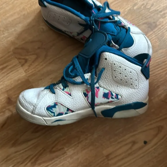 Jordan 6 Retro White Laser Fuchsia Green Abyss Size 3
