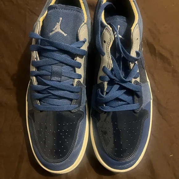 Jordan Blue Low-Top Sneakers Classic Design Air Jordan 1 Low SE Craft