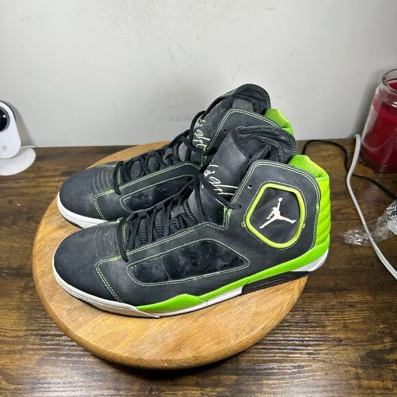 Jordan Flight Luminary Green Shoe Sneakers Men's Size 13 551820-031