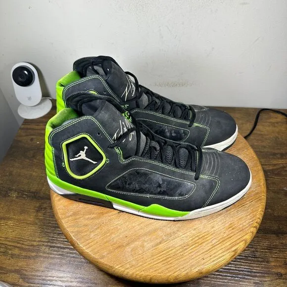 Jordan Flight Luminary Green Shoe Sneakers Men's Size 13 551820-031