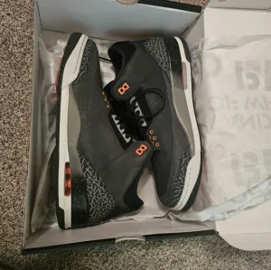 Jordan Retro 3 Fear (2023) 12.5M - Pre-owned WORN ONCE