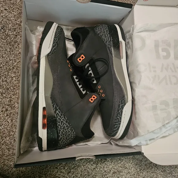 Jordan Retro 3 Fear (2023) 12.5M - Pre-owned WORN ONCE
