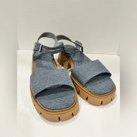 Journee Collection Womens Tillee Heeled Sandals. Size 11.‎  Color: Light Denim