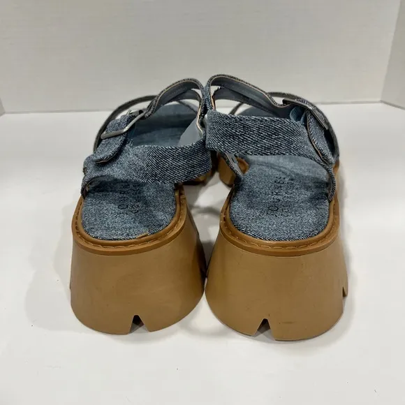 Journee Collection Womens Tillee Heeled Sandals. Size 11.‎  Color: Light Denim