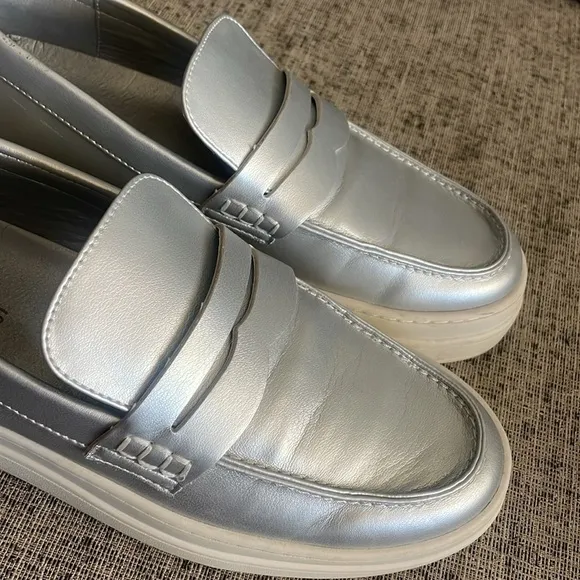 J/Slides Silver Faux Leather Silver Loafers Size 9.5