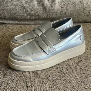 J/Slides Silver Faux Leather Silver Loafers Size 9.5