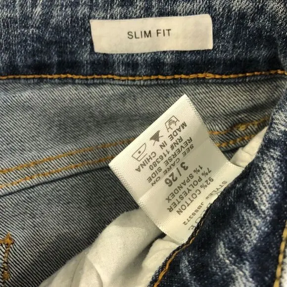 Judy Blue Womens Jeans Lillian High Rise Slim Straight Fit Size 26 Distressed