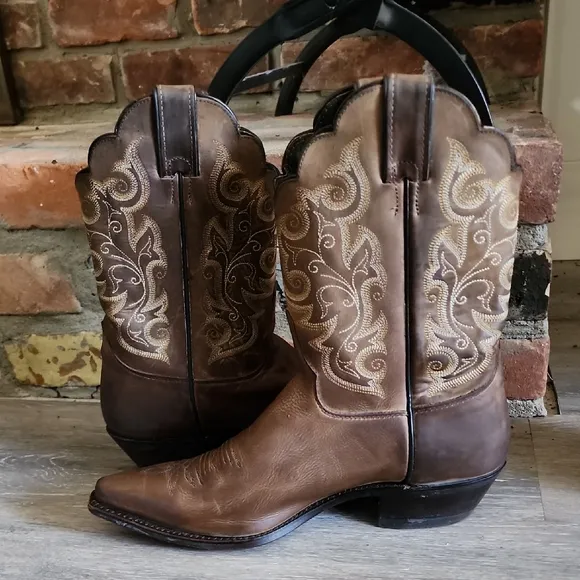 Justin Womens Leather Cowboy Western Boots w/Intricate Stitching Brown Sz 10B
