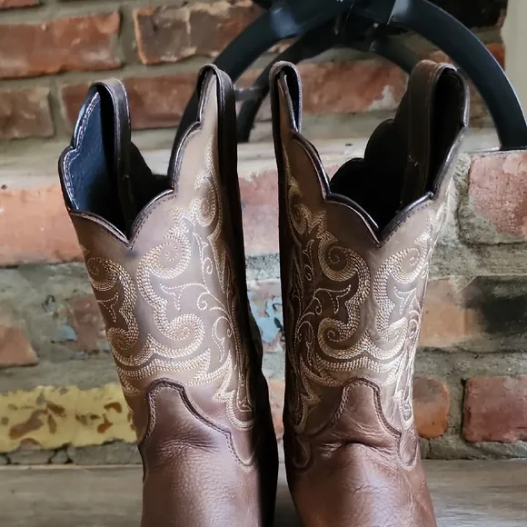 Justin Womens Leather Cowboy Western Boots w/Intricate Stitching Brown Sz 10B
