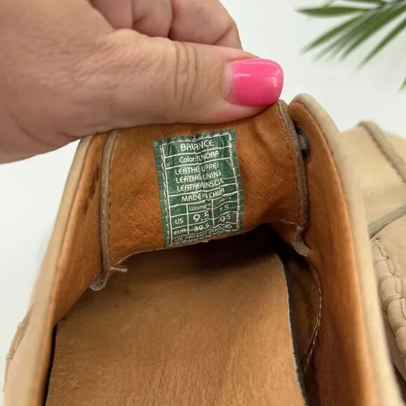 Kalso Earth Shoe Women's Balance Sneakers Shoe Size 9.5 Tan Leather Nubuck Lace